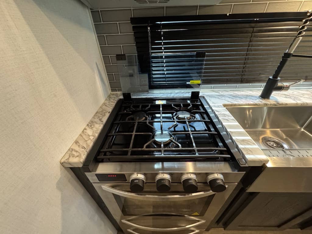 2024 Dutchmen 2024 Dutchmen Colorado - thumbnail 7