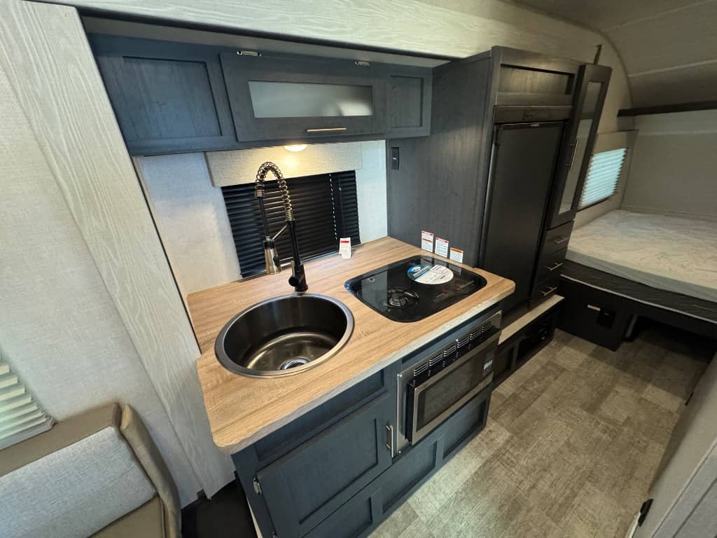 2024 Forest River 2024 Forest River R-Pod - thumbnail 8