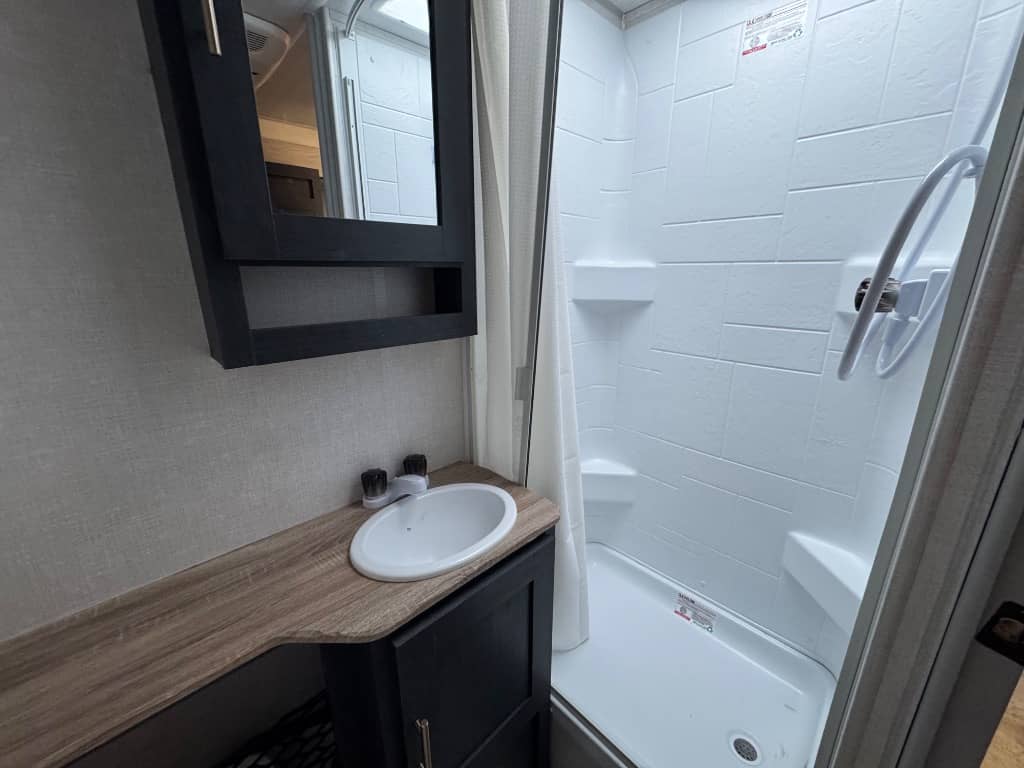 2024 Forest River 2024 Forest River R-Pod - thumbnail 13