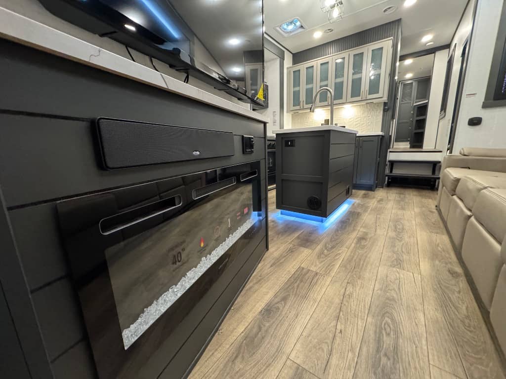 2024 Forest River 2024 Forest River XLR Nitro - thumbnail 21