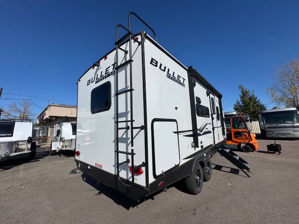 2024 Keystone RV 2024 Keystone RV Bullet Crossfire - thumbnail 4