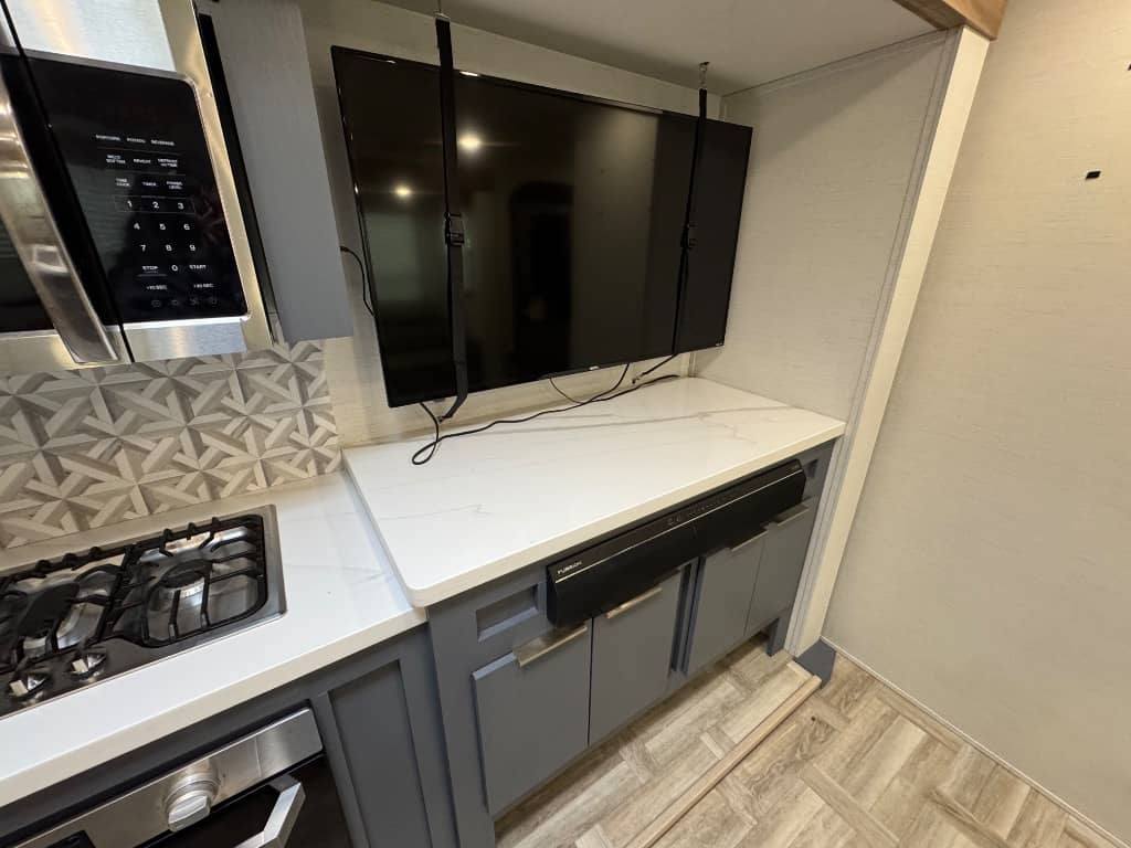 2024 Prime Time RV 2024 Prime Time RV LaCrosse - thumbnail 7