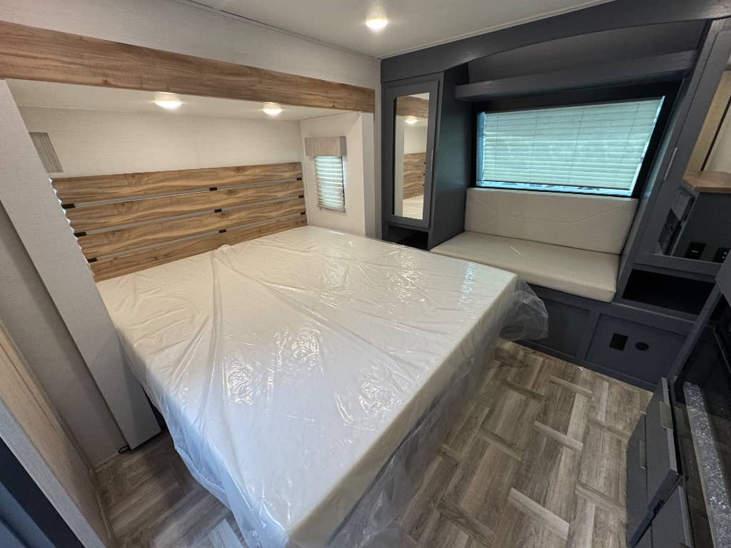 2024 Prime Time RV 2024 Prime Time RV LaCrosse - thumbnail 21