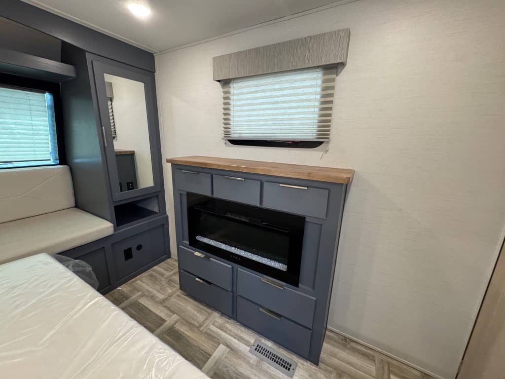 2024 Prime Time RV 2024 Prime Time RV LaCrosse - thumbnail 22