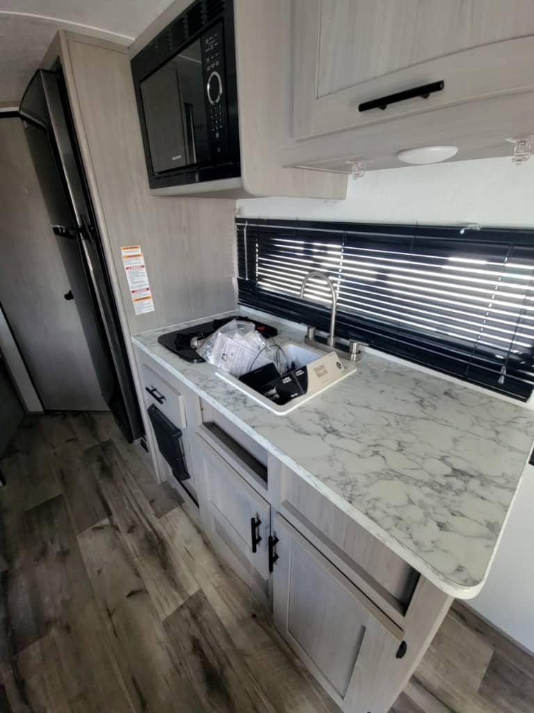 2024 Dutchmen 2024 Dutchmen Coleman - thumbnail 14