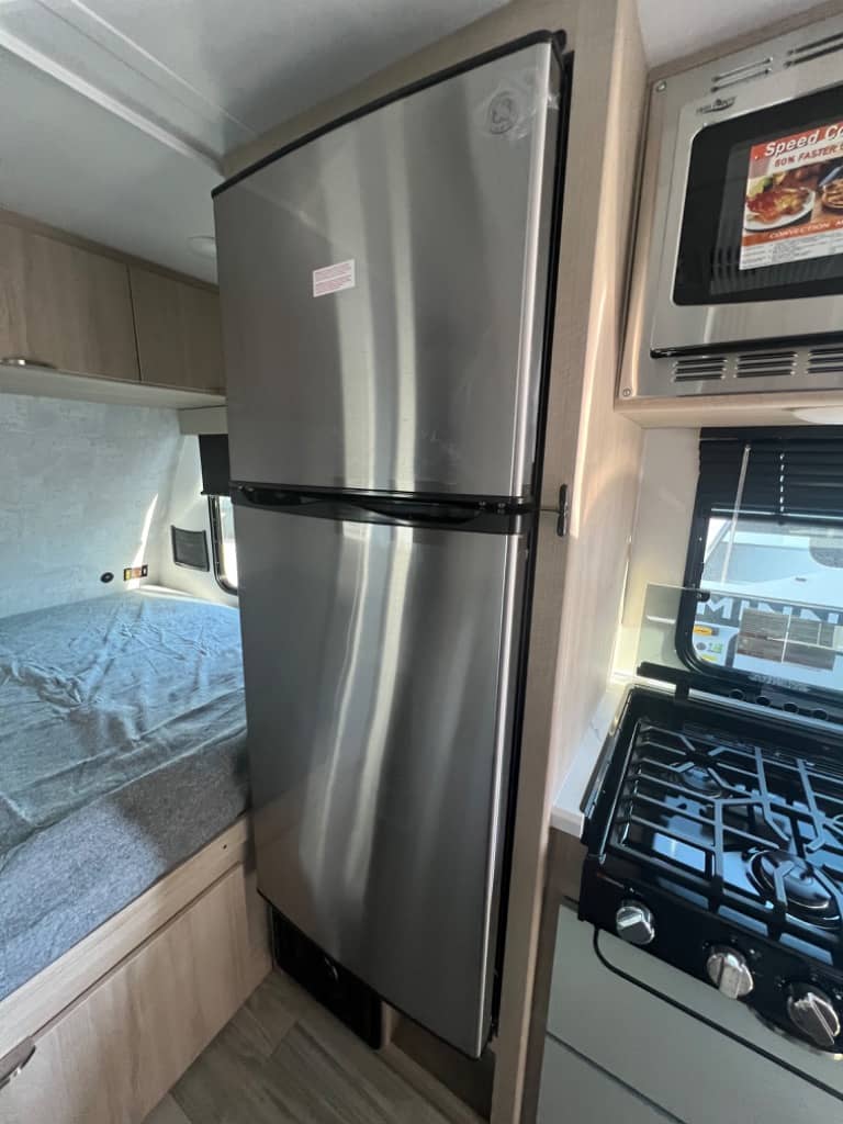 2025 Winnebago 2025 Winnebago Micro Minnie - thumbnail 12