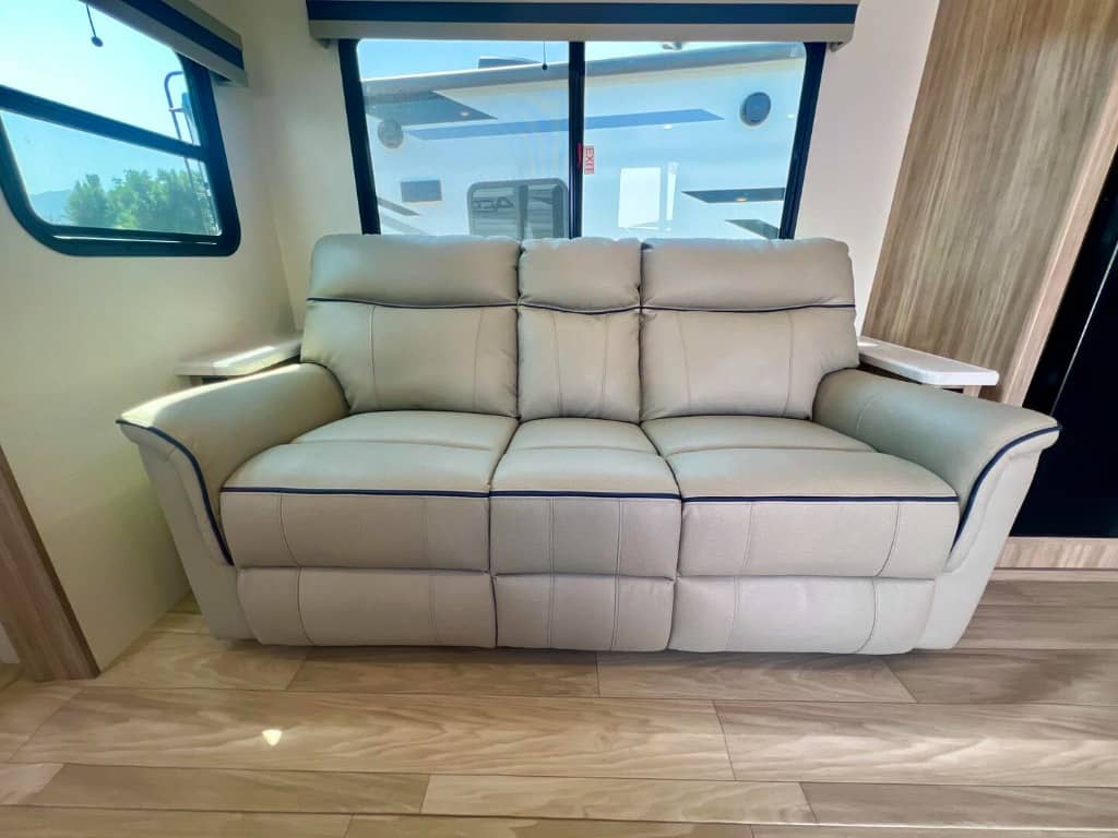 2025 Winnebago 2025 Winnebago Access - thumbnail 15