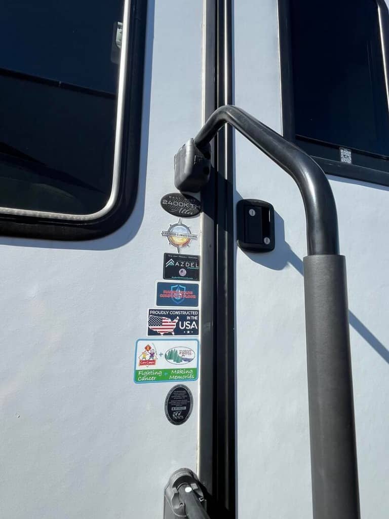 2025 East to West 2025 East to West Alta - thumbnail 7