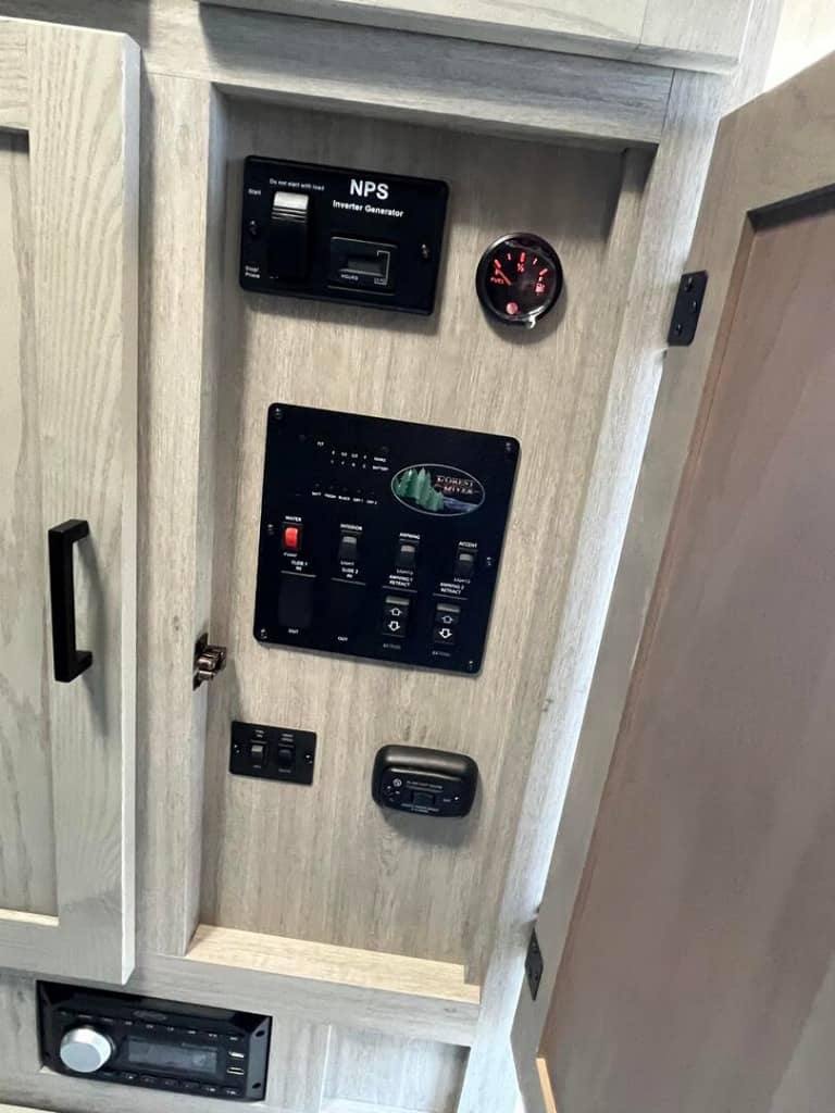 2025 East to West 2025 East to West Alta - thumbnail 18