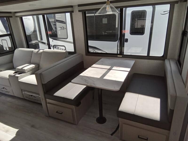 2025 East to West 2025 East to West Alta - thumbnail 14