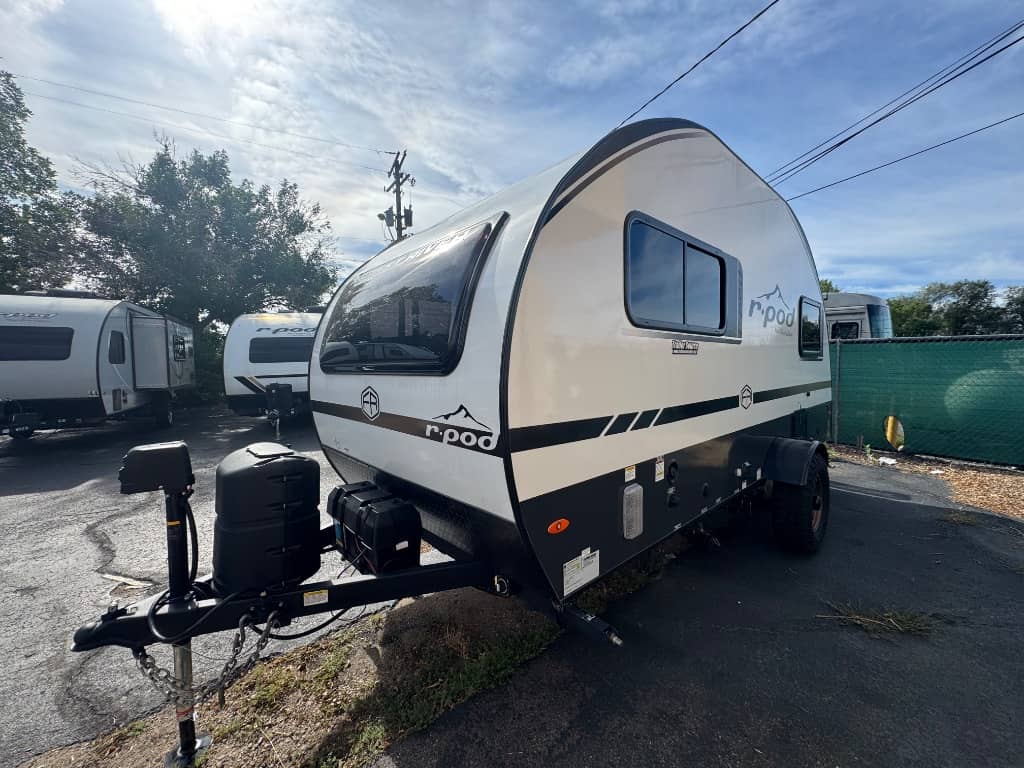 2025 Forest River 2025 Forest River R-Pod - thumbnail 3