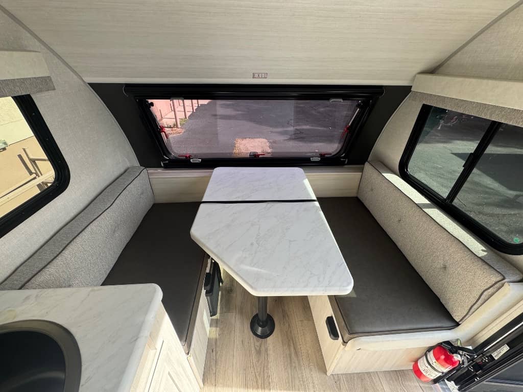 2025 Forest River 2025 Forest River R-Pod - thumbnail 6