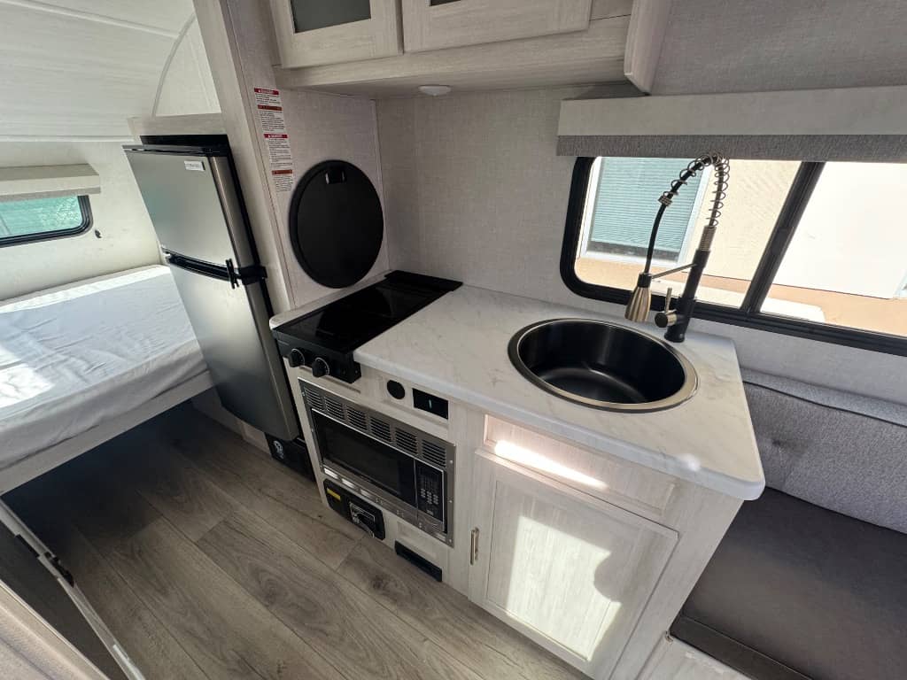 2025 Forest River 2025 Forest River R-Pod - thumbnail 7