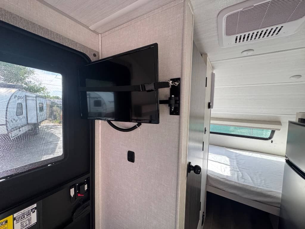 2025 Forest River 2025 Forest River R-Pod - thumbnail 16