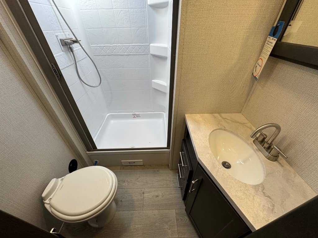 2025 Keystone RV 2025 Keystone RV Cougar Half-Ton - thumbnail 20