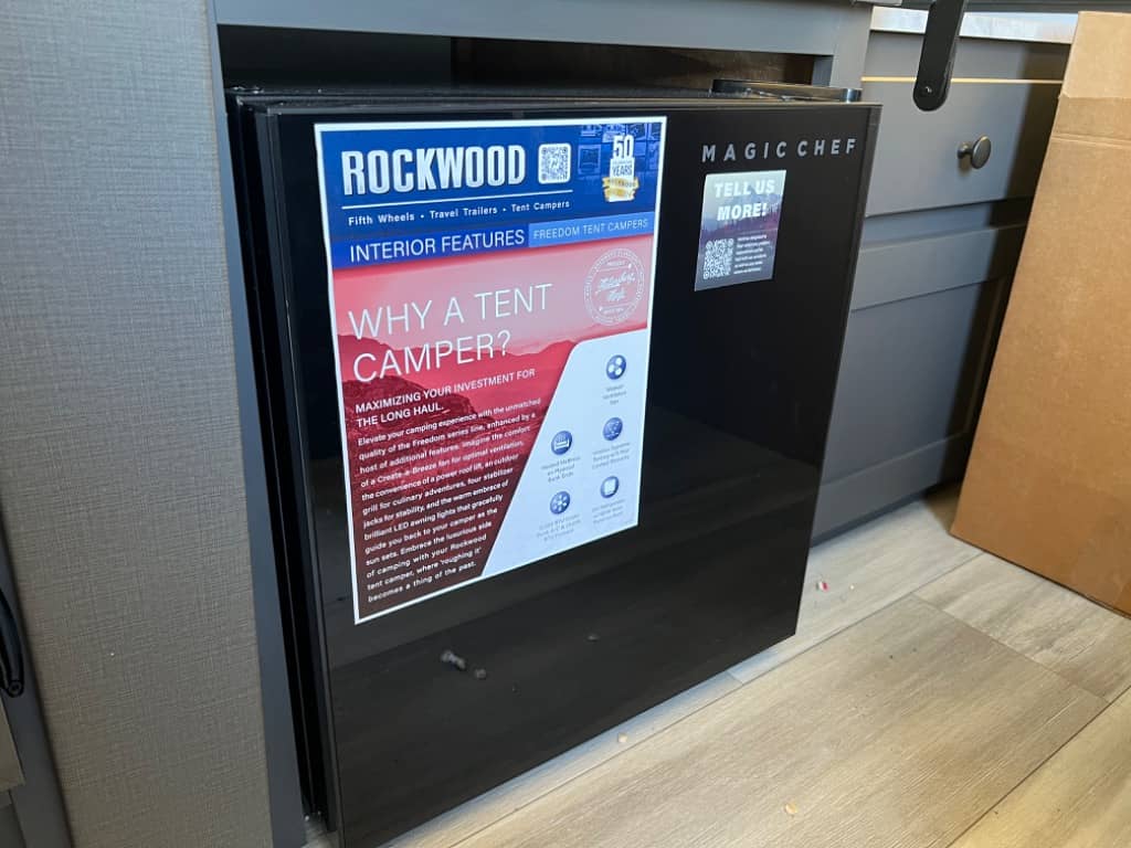 2025 Forest River 2025 Forest River Rockwood Freedom Series Folding - thumbnail 9