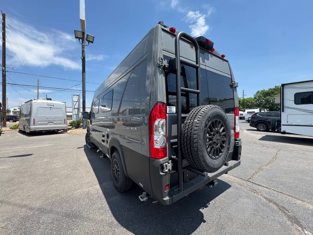 2026 Coachmen 2026 Coachmen Nova - thumbnail 4