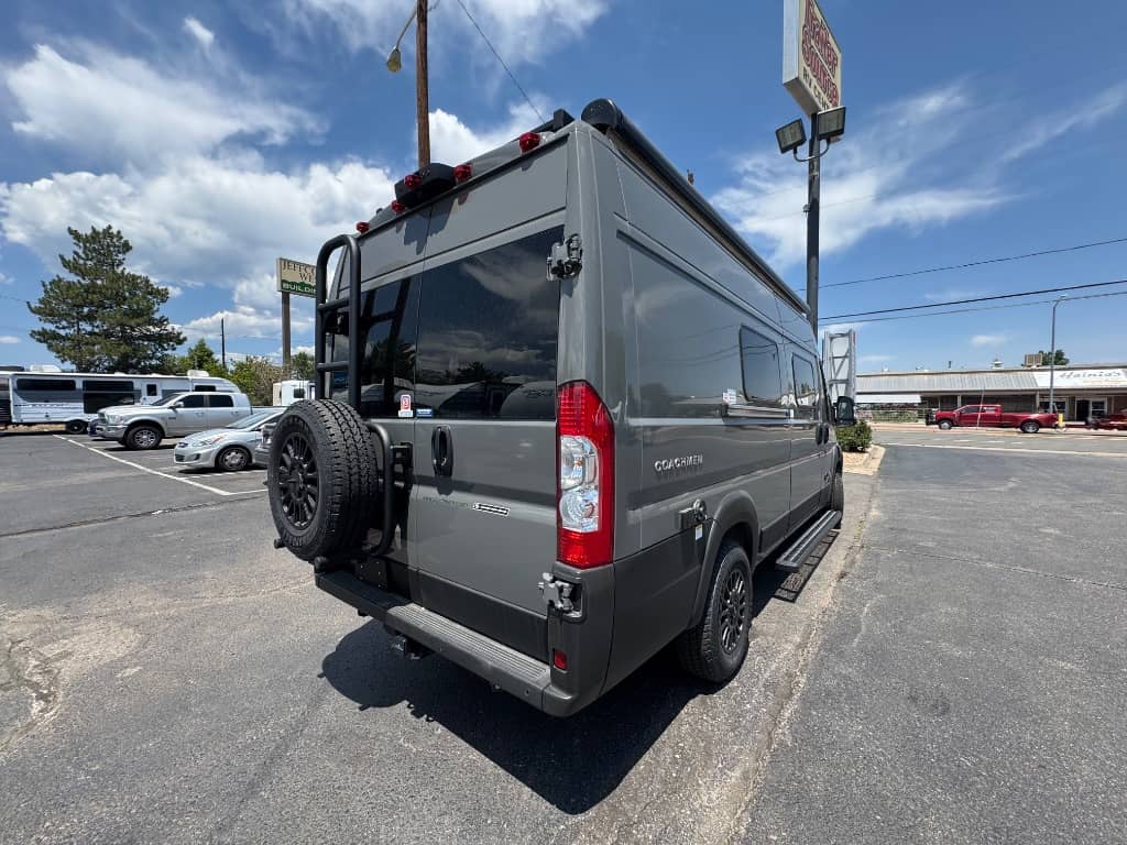 2026 Coachmen 2026 Coachmen Nova - thumbnail 5