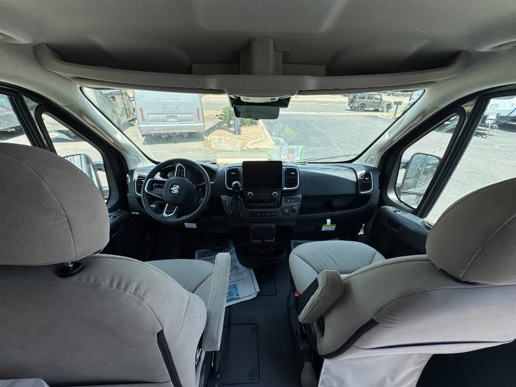 2026 Coachmen 2026 Coachmen Nova - thumbnail 6