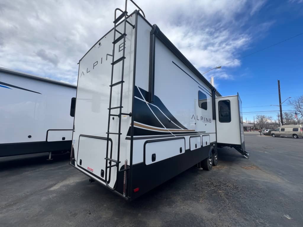 2025 Keystone RV 2025 Keystone RV Alpine - thumbnail 4