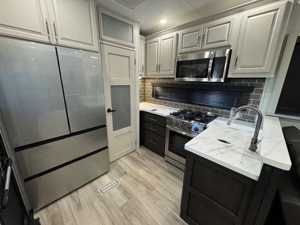 2025 Keystone RV 2025 Keystone RV Alpine - thumbnail 14