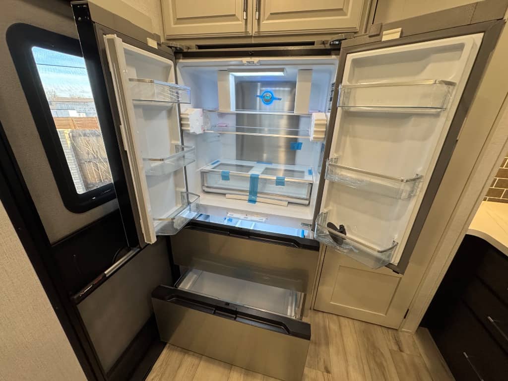 2025 Keystone RV 2025 Keystone RV Alpine - thumbnail 21