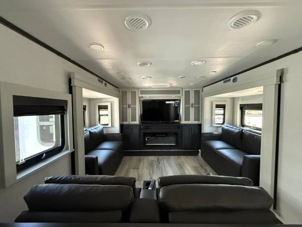 2025 Keystone RV 2025 Keystone RV Alpine - thumbnail 7