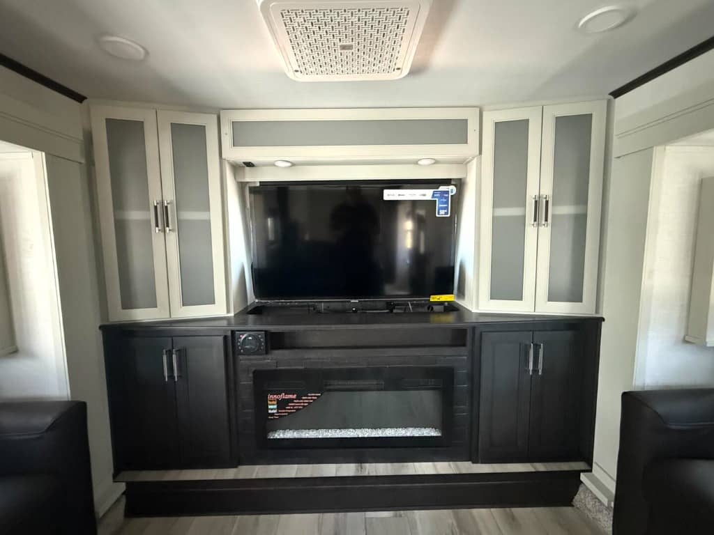 2025 Keystone RV 2025 Keystone RV Alpine - thumbnail 12