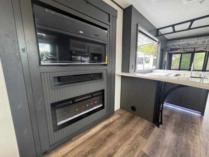 2025 Forest River 2025 Forest River XLR Nitro - thumbnail 17