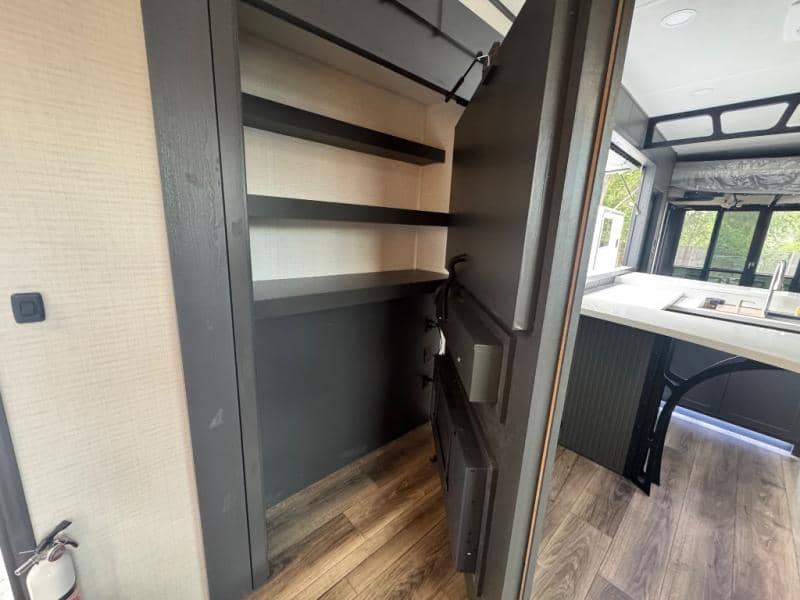 2025 Forest River 2025 Forest River XLR Nitro - thumbnail 18