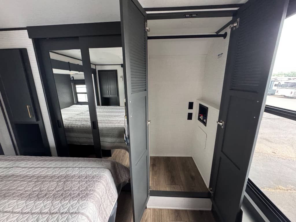 2025 Forest River 2025 Forest River XLR Nitro - thumbnail 36