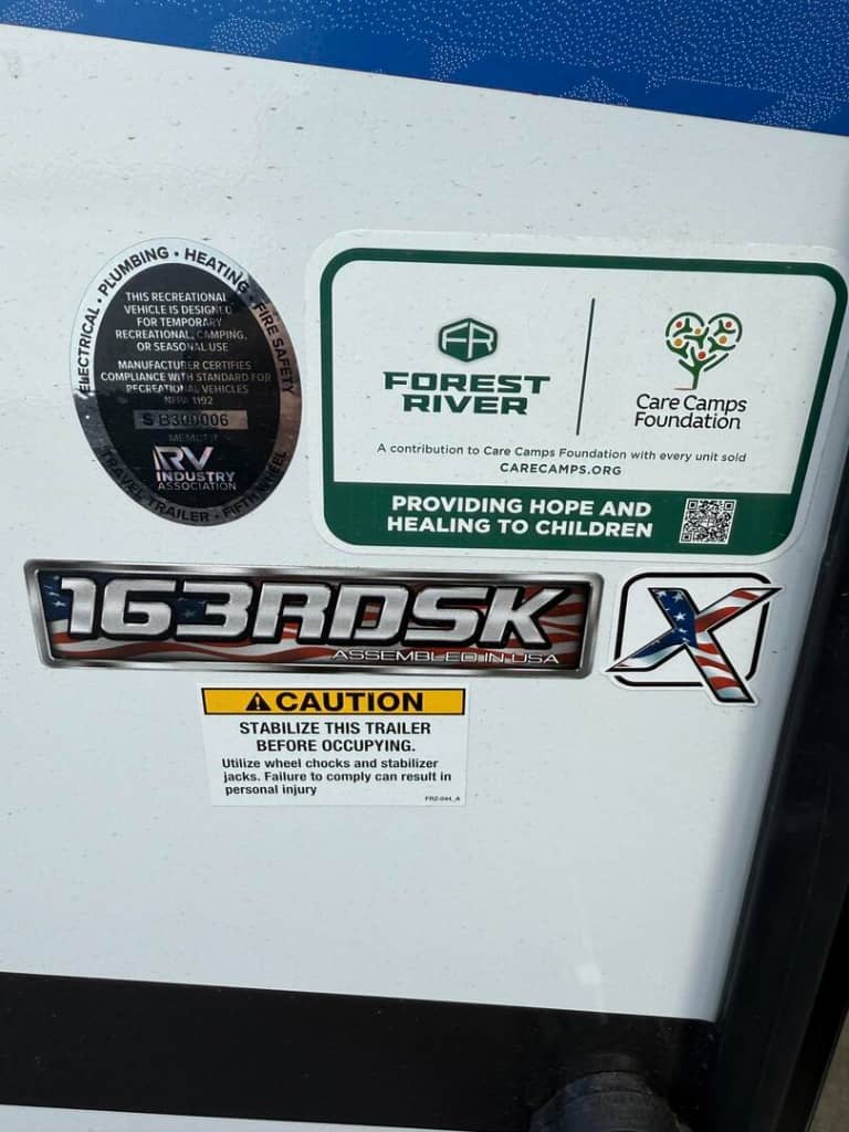 2025 Forest River 2025 Forest River Salem - thumbnail 5