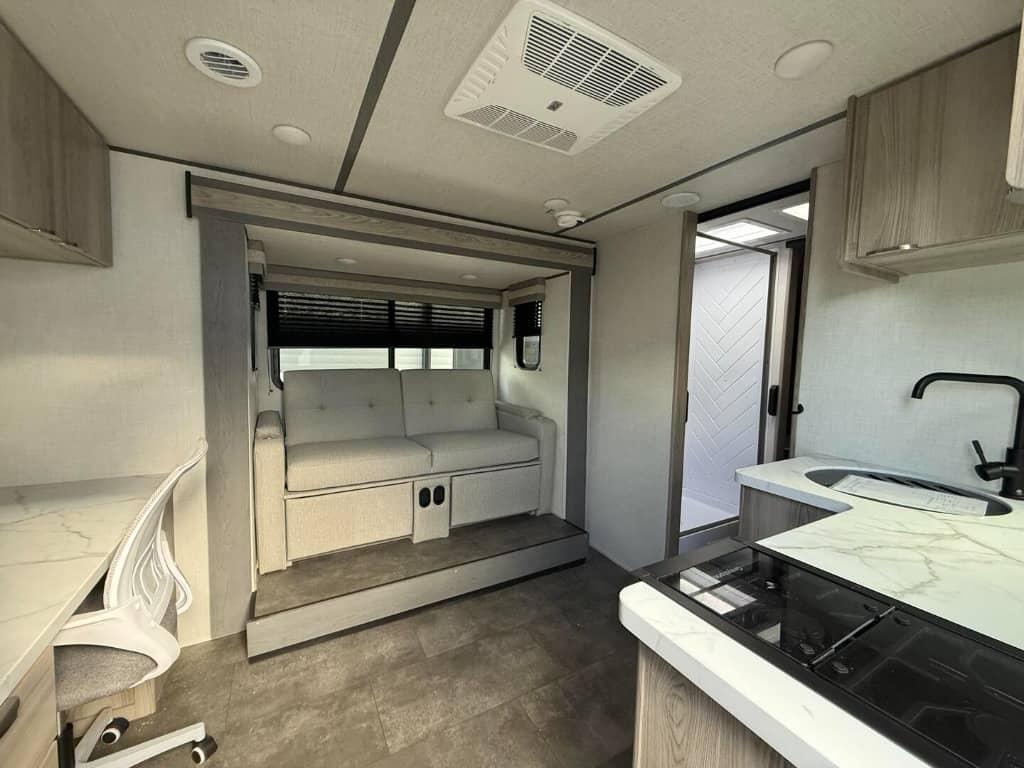 2025 Forest River 2025 Forest River Salem - thumbnail 7