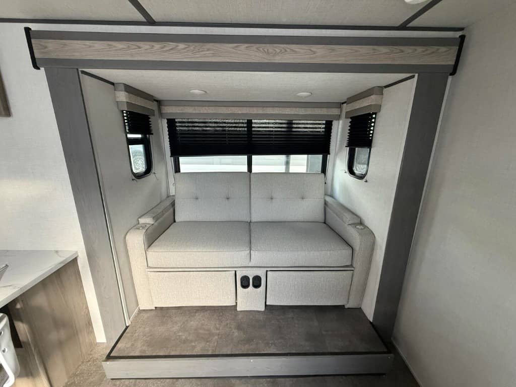 2025 Forest River 2025 Forest River Salem - thumbnail 9