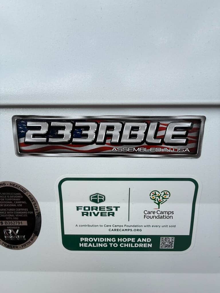 2025 Forest River 2025 Forest River Salem - thumbnail 6