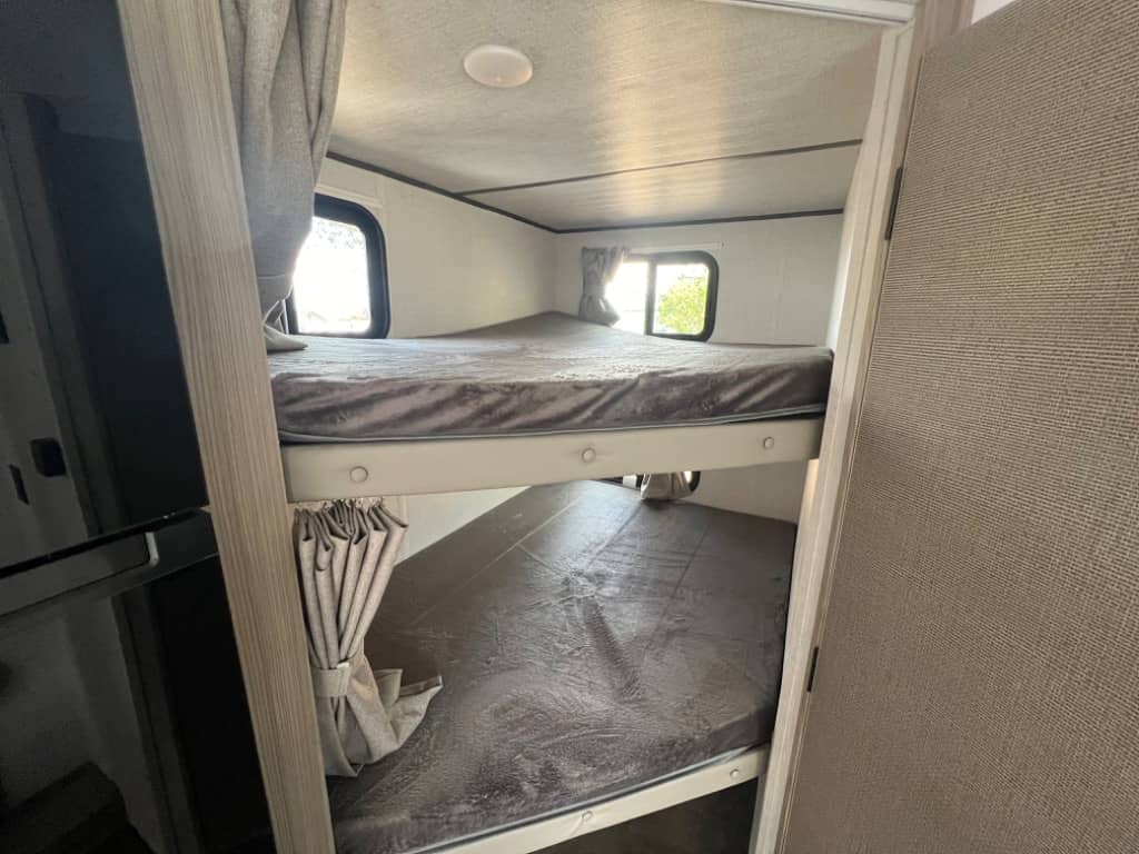 2025 Forest River 2025 Forest River Salem - thumbnail 8