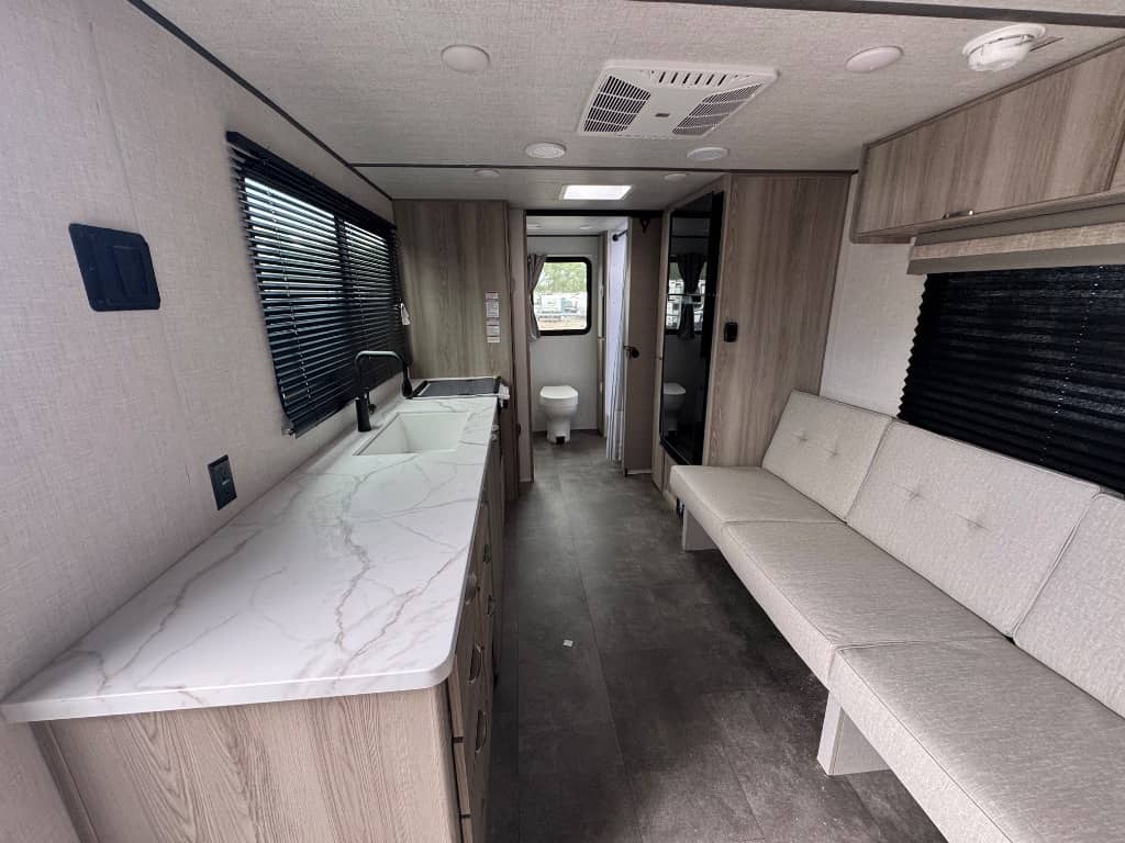 2025 Forest River 2025 Forest River Salem - thumbnail 8