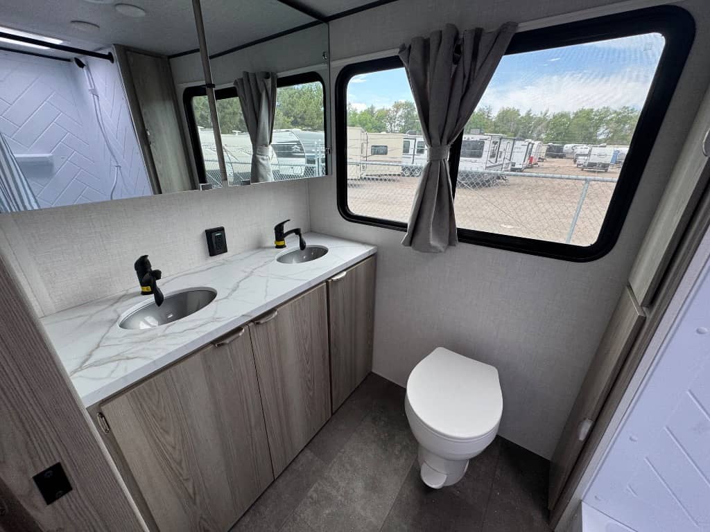 2025 Forest River 2025 Forest River Salem - thumbnail 11