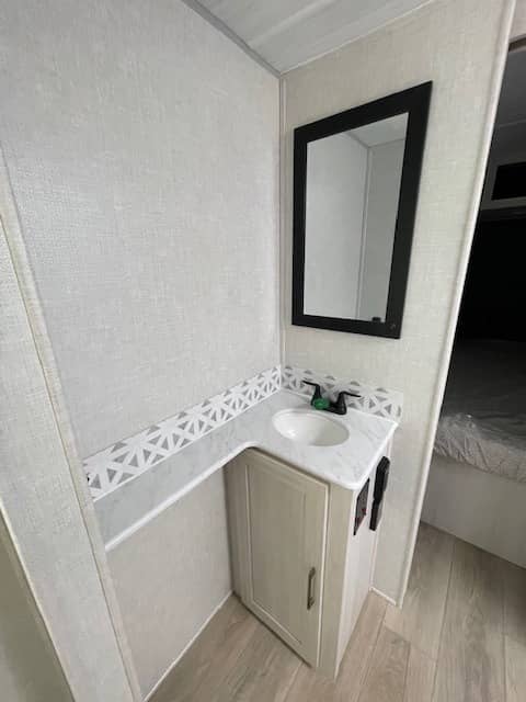 2025 Forest River 2025 Forest River Surveyor Legend X - thumbnail 9