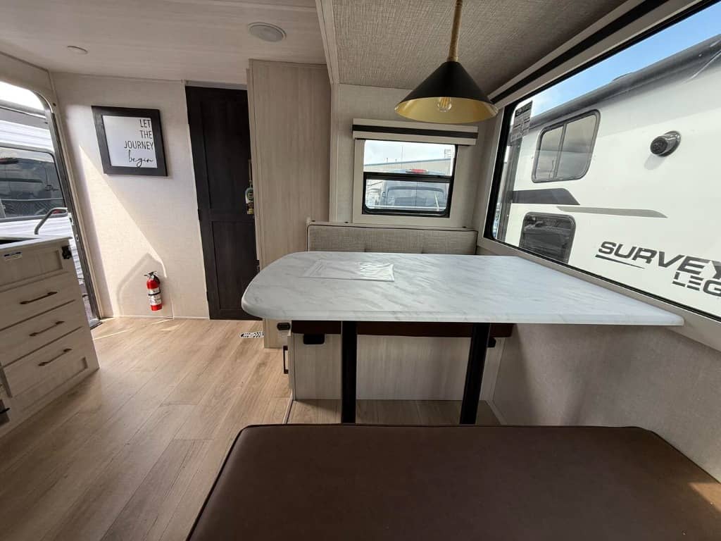 2025 Forest River 2025 Forest River Surveyor - thumbnail 7