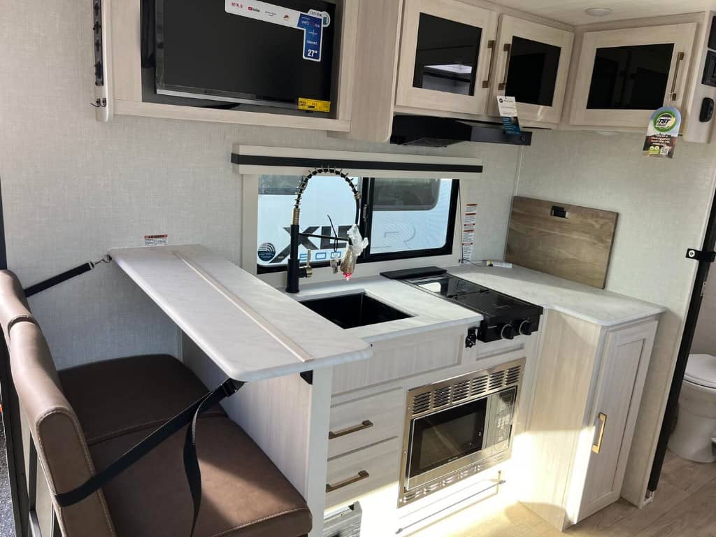 2025 Forest River 2025 Forest River Surveyor Legend - thumbnail 13