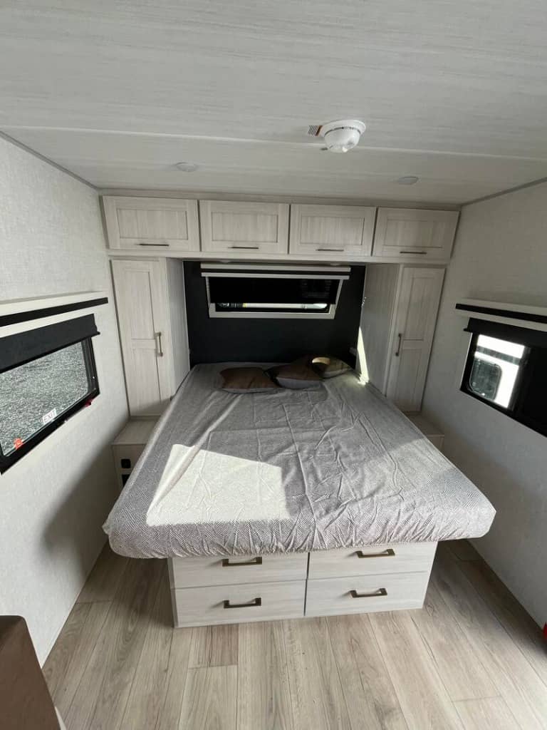 2025 Forest River 2025 Forest River Surveyor Legend - thumbnail 24