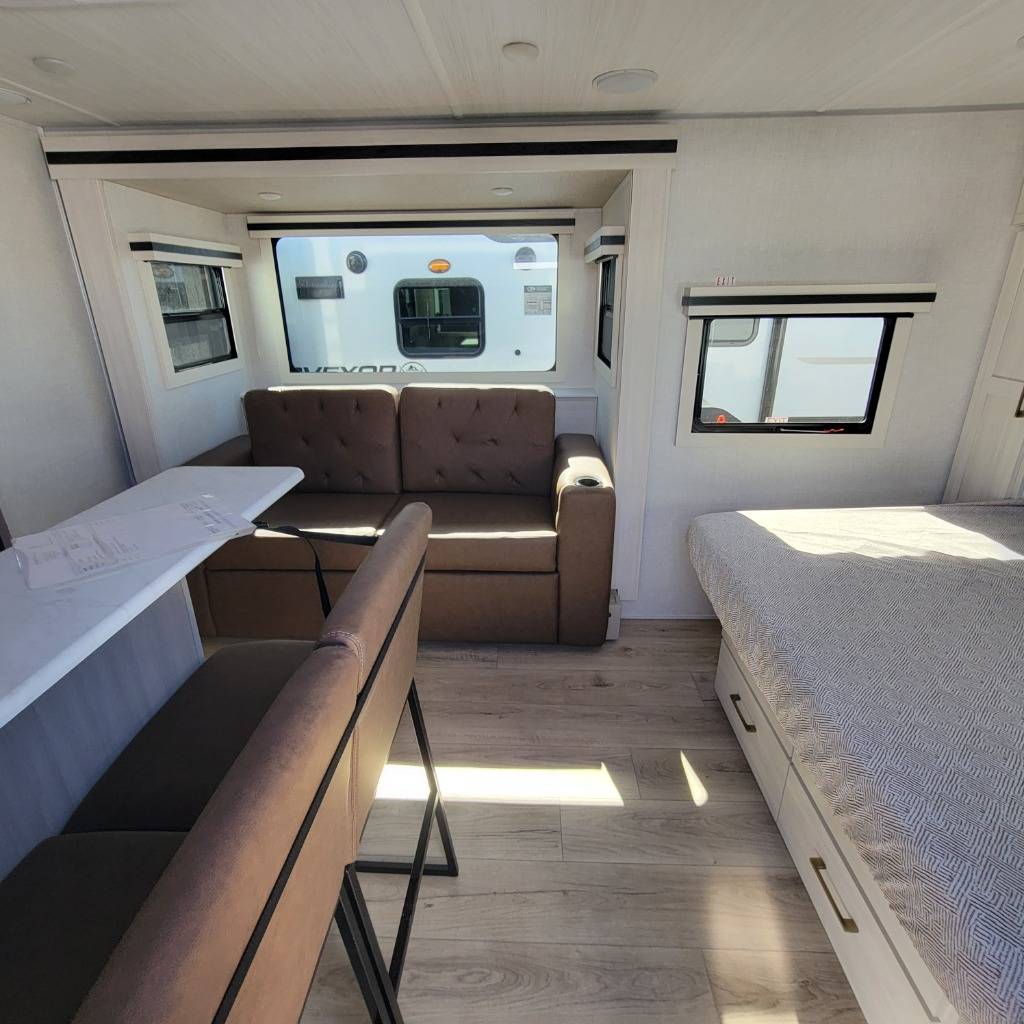 2025 Forest River 2025 Forest River Surveyor Legend - thumbnail 12