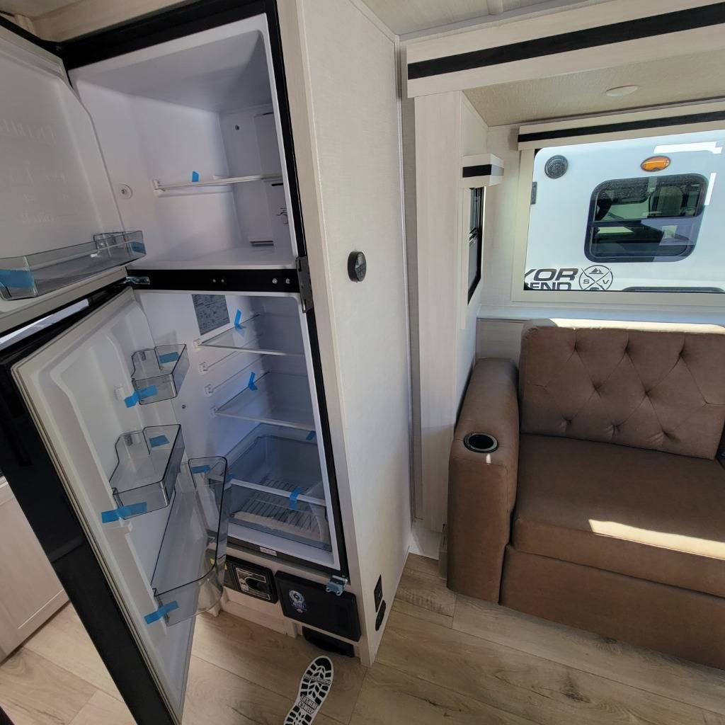 2025 Forest River 2025 Forest River Surveyor Legend - thumbnail 16