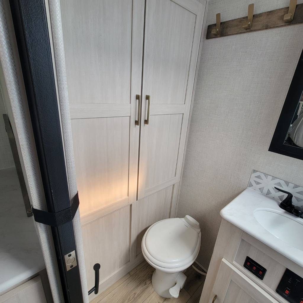 2025 Forest River 2025 Forest River Surveyor Legend - thumbnail 18