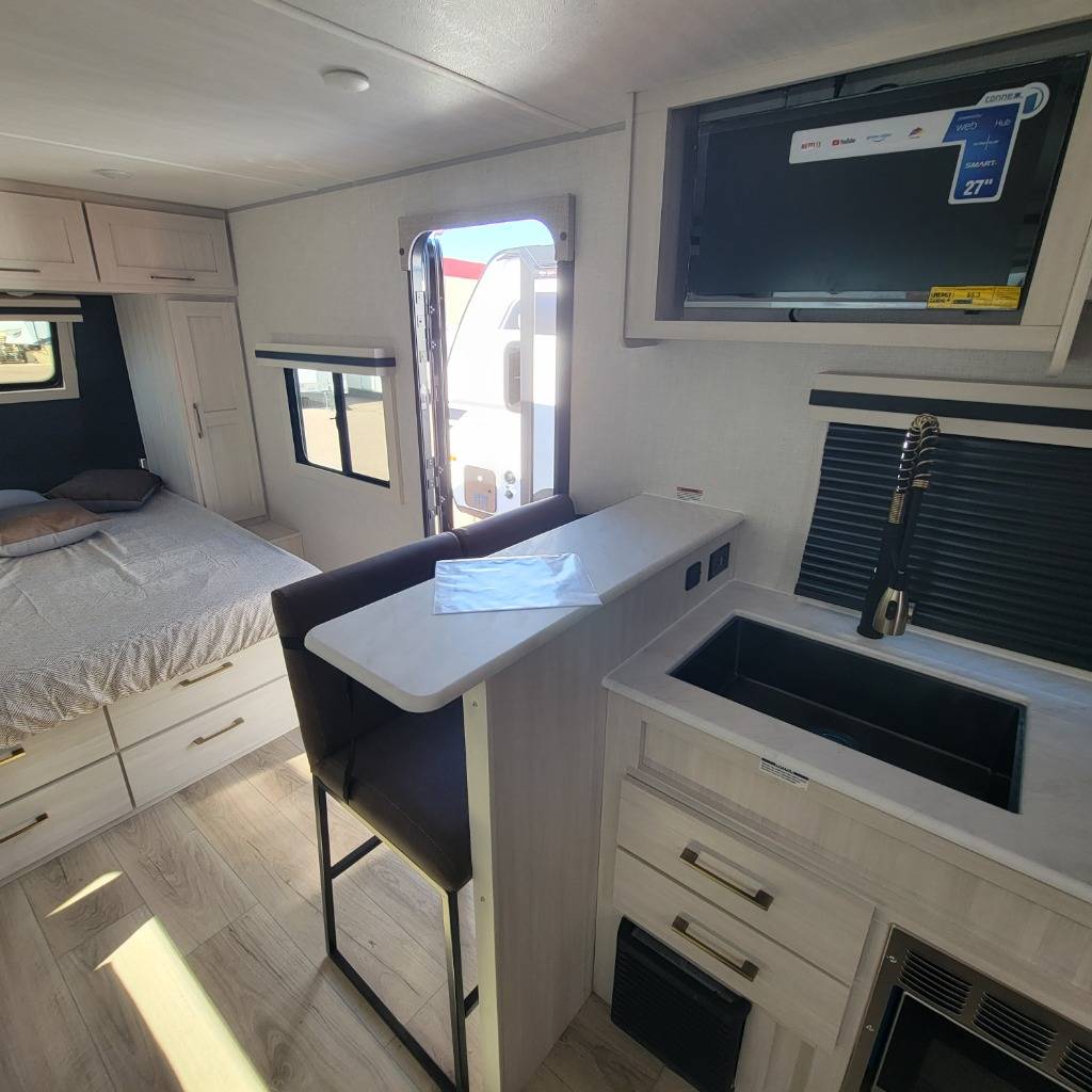 2025 Forest River 2025 Forest River Surveyor Legend - thumbnail 21