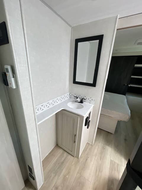 2025 Forest River 2025 Forest River Surveyor Legend X - thumbnail 8