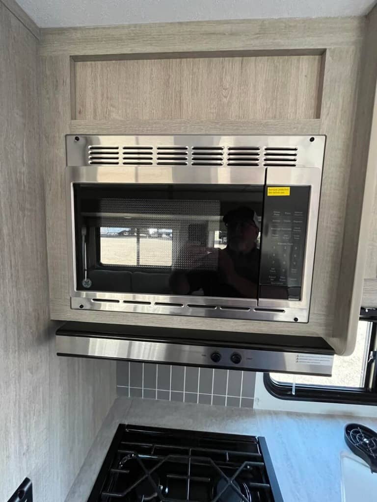 2025 Coachmen 2025 Coachmen Catalina Legacy Edition - thumbnail 17