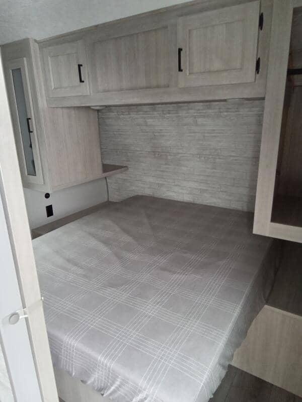 2025 Coachmen 2025 Coachmen Catalina Legacy Edition - thumbnail 14