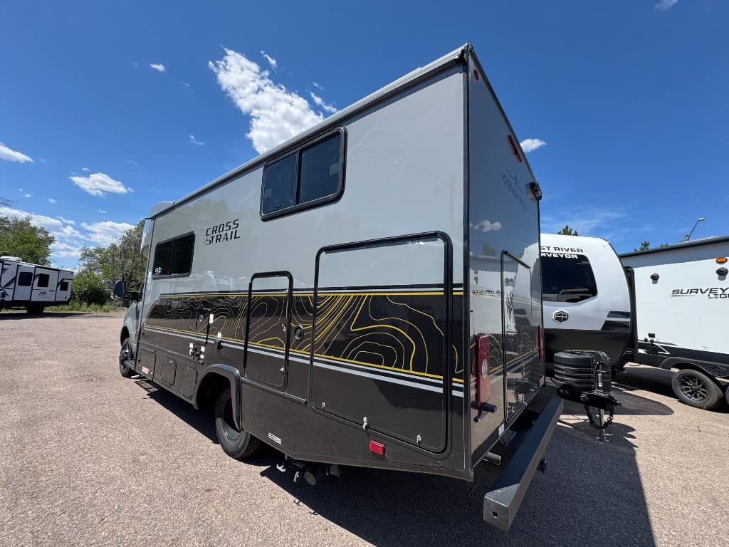 2026 Coachmen 2026 Coachmen Cross Trail - thumbnail 4
